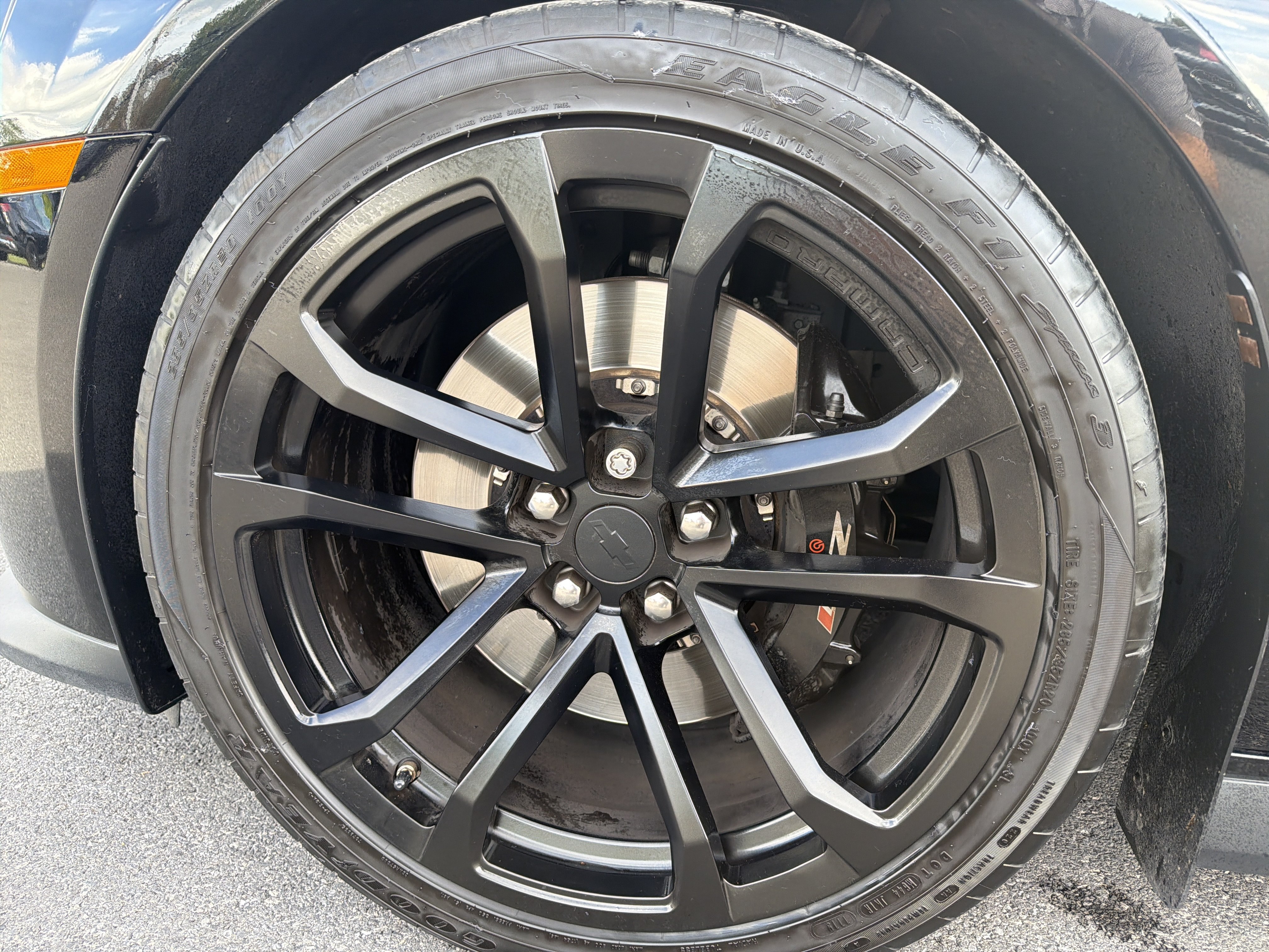 Used 2015 Chevrolet Camaro ZL1 RWD image 10