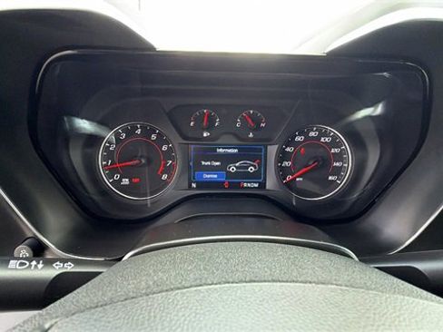 Used 2024 Chevrolet Camaro LT w/ Technology Package image 26