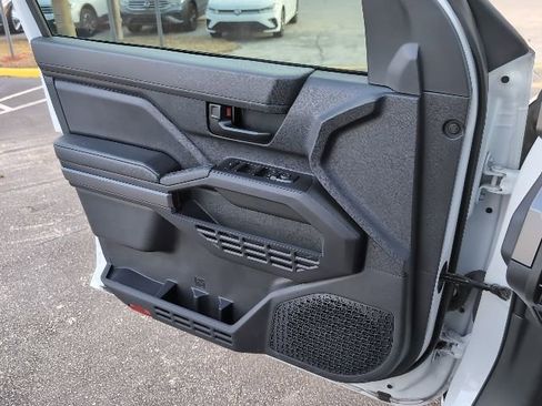 Used 2024 Toyota Tacoma SR5 image 21