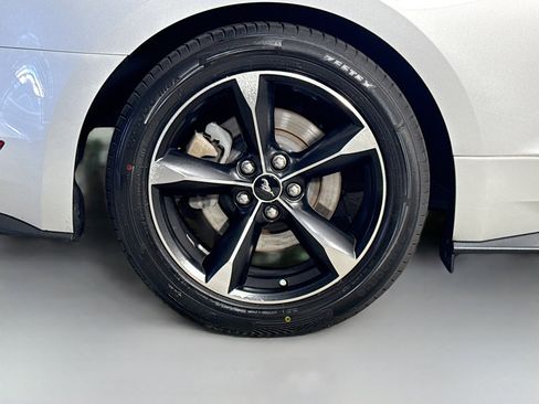 Used 2018 Ford Mustang Coupe w/ Equipment Group 101A image 31