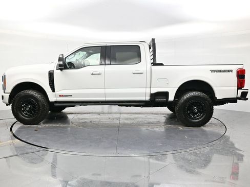 Used 2023 Ford F350 Lariat w/ Lariat Ultimate Package image 8
