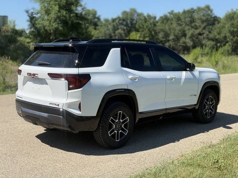 Used 2026 GMC Terrain AT4 AWD/4WD image 6