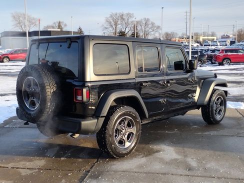 Used 2019 Jeep Wrangler Unlimited Sport S image 16