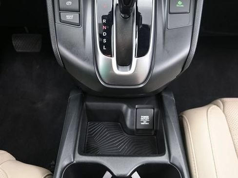 Used 2018 Honda CR-V Touring image 18