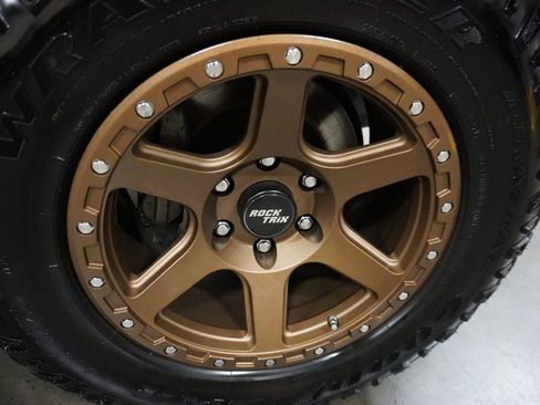 Used 2021 Toyota 4Runner SR5 image 16