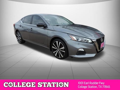 Used 2022 Nissan Altima 2.5 SR AWD/4WD image 3