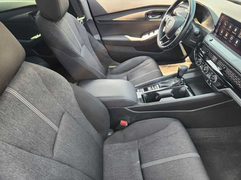 Used 2023 Honda Accord Sport image 13