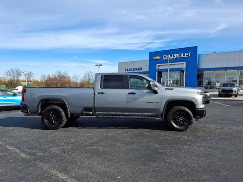 Certified 2024 Chevrolet Silverado 3500 W/T image 7