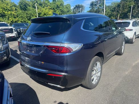 Used 2024 Buick Enclave Essence w/ Experience Buick Package AWD/4WD image 4
