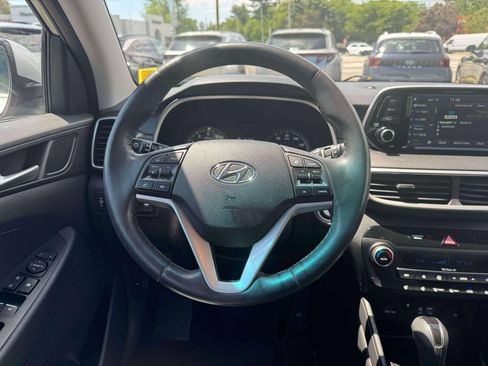 Certified 2021 Hyundai Tucson Limited w/ Cargo Package AWD/4WD image 19