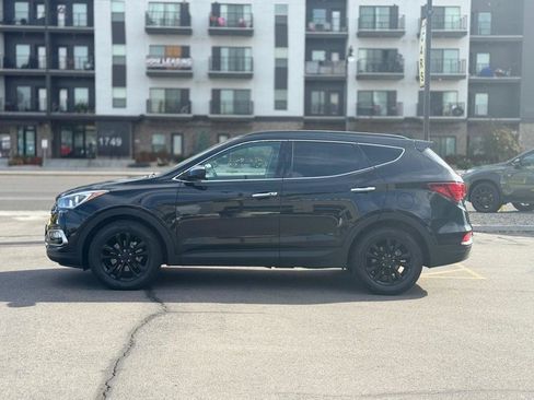 Used 2018 Hyundai Santa Fe Sport 2.0T AWD/4WD image 4