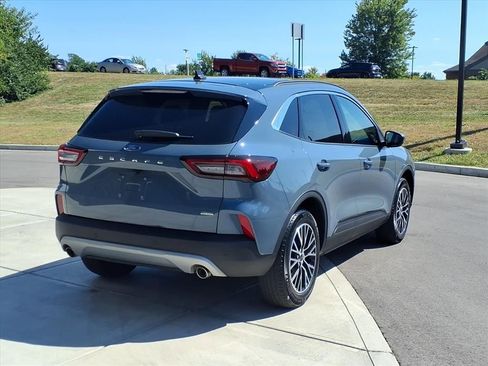 Used 2023 Ford Escape SE image 7