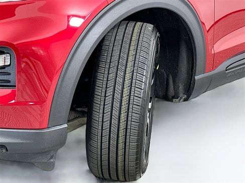 Used 2023 Ford Explorer ST-Line w/ Class IV Trailer Tow Package image 25