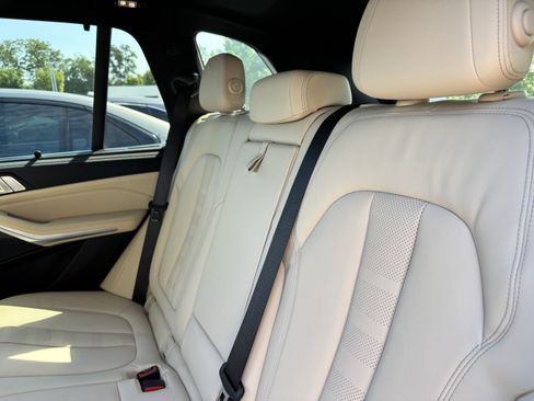 Used 2022 BMW X5 sDrive40i w/ Luxury Seating Package RWD image 33