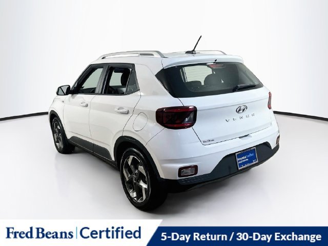 Used 2023 Hyundai Venue SEL FWD image 9