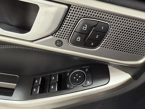 Used 2023 Ford Explorer Limited w/ Equipment Group 301A image 14