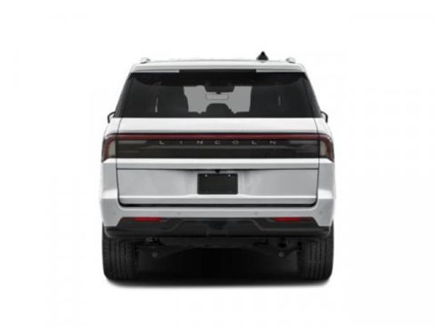 New 2026 Lincoln Navigator Premiere AWD/4WD image 8