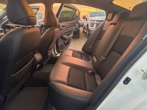 Used 2020 Nissan Altima 2.5 SR image 19