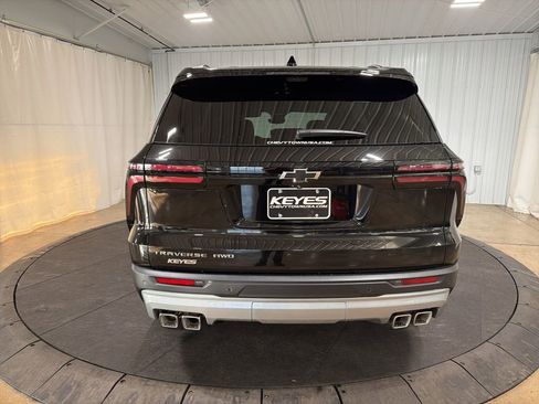 New 2026 Chevrolet Traverse LT w/ Driver Confidence Package image 7