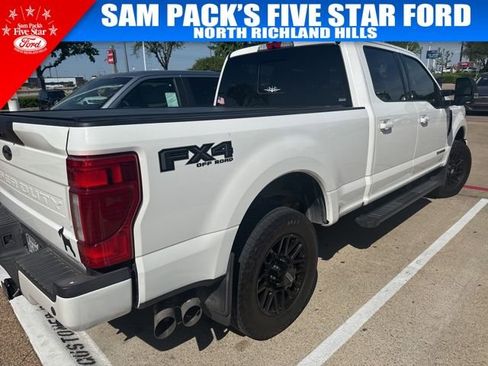 Used 2022 Ford F250 Lariat w/ Black Appearance Package image 6