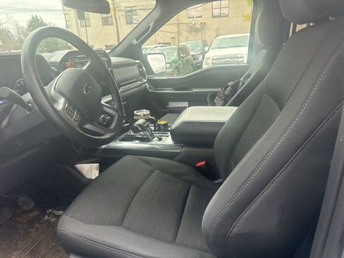 Used 2022 Ford F150 XLT w/ Equipment Group 302A High image 11