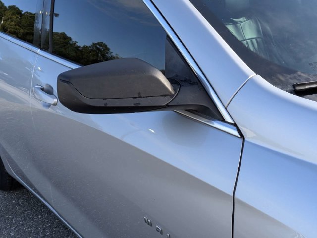 Used 2018 Chevrolet Malibu LS FWD image 10