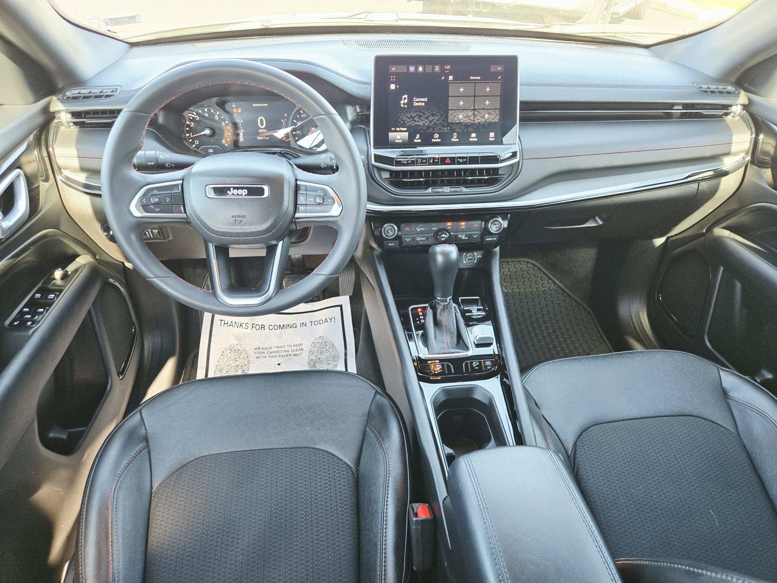 Used 2023 Jeep Compass Trailhawk AWD/4WD image 10