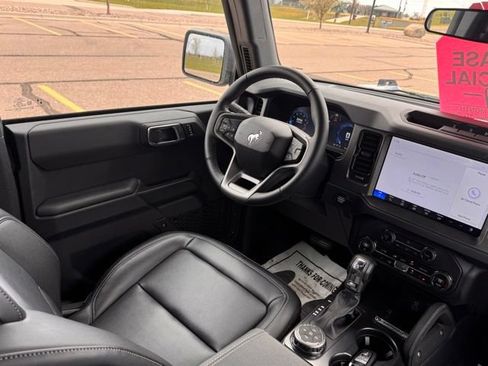 New 2025 Ford Bronco Big Bend w/ Black Diamond Package AWD/4WD image 16