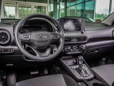Used 2023 Hyundai Kona SE w/ Cargo Package AWD/4WD image 15