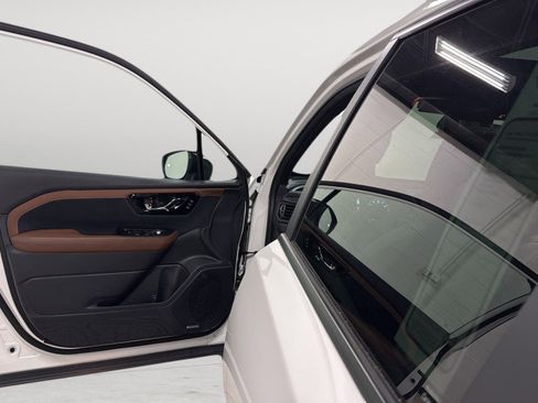 New 2026 Subaru Forester Touring AWD/4WD image 14