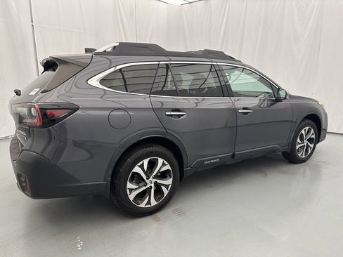 Used 2020 Subaru Outback Touring XT AWD/4WD image 15