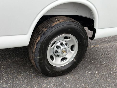 New 2026 Chevrolet Express 2500 Extended w/ Driver Convenience Package image 9