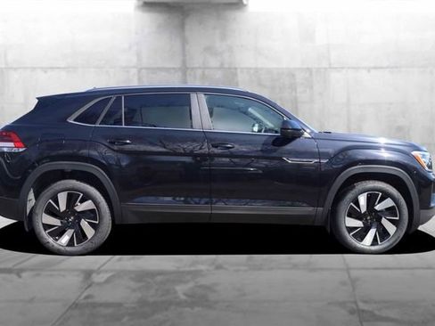 New 2026 Volkswagen Atlas Cross Sport SE image 5