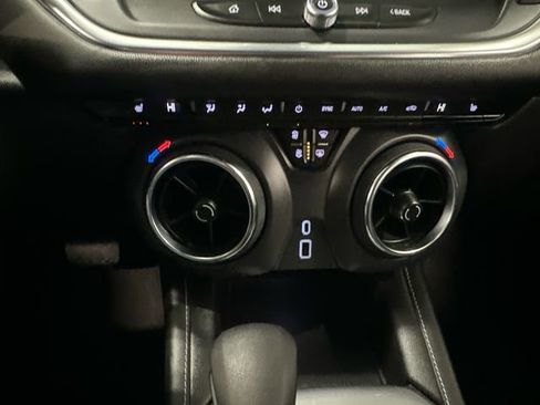 Used 2025 Chevrolet Blazer LT w/ Midnight/Sport Edition image 24