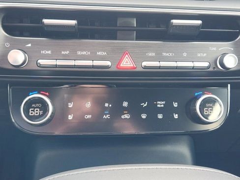 Used 2026 Hyundai Palisade Calligraphy AWD/4WD image 18