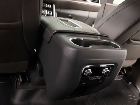 Used 2022 GMC Yukon Denali w/ Max Trailering Package AWD/4WD image 27