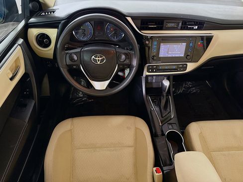 Used 2019 Toyota Corolla LE image 17