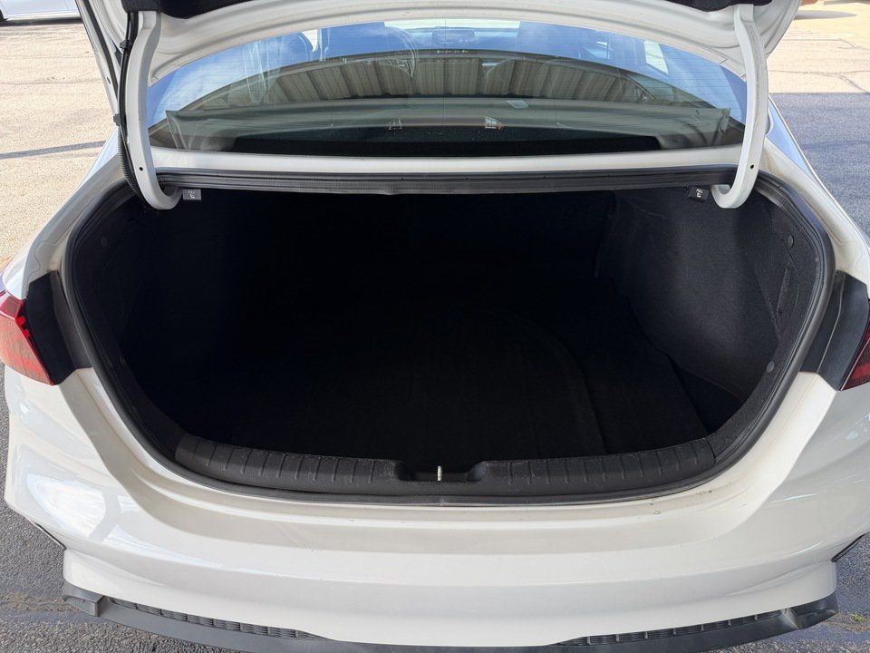 Used 2024 Kia Forte LXS FWD image 24