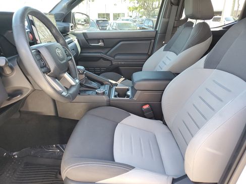 Used 2024 Toyota Tacoma TRD Sport image 19