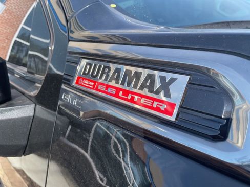 Used 2022 GMC Sierra 2500 AT4 w/ AT4 Premium Plus Package image 3