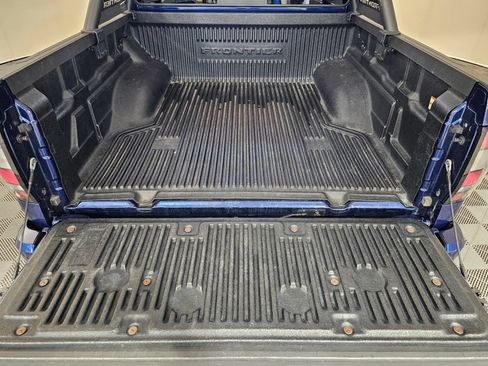 Used 2022 Nissan Frontier PRO-4X w/ Technology Package AWD/4WD image 22