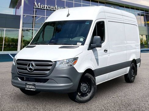 Used 2026 Mercedes-Benz Sprinter 2500 image 10