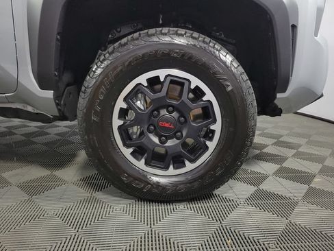 Used 2026 Toyota Tacoma TRD Off-Road AWD/4WD image 11