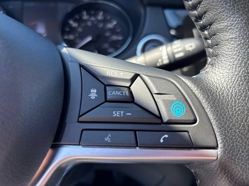 Used 2022 Nissan Rogue Sport SV w/ Technology Package AWD/4WD image 22