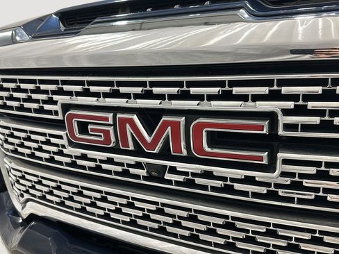Used 2020 GMC Sierra 2500 Denali w/ Denali Ultimate Package image 32