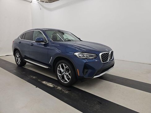 Used 2025 BMW X4 xDrive30i image 6