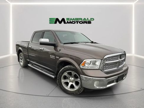 Used 2018 RAM 1500 Laramie AWD/4WD image 1
