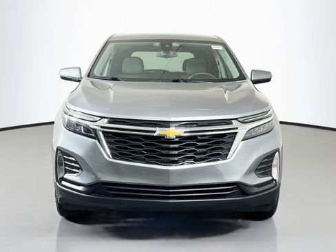 Used 2023 Chevrolet Equinox LT w/ Driver Convenience Package AWD/4WD image 2