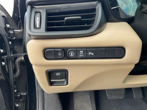 Used 2023 Acura TLX w/ Technology Package image 12