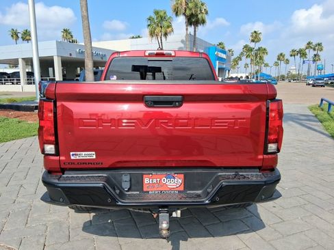 Used 2023 Chevrolet Colorado Trail Boss w/ LPO, Dark Essentials Package AWD/4WD image 5